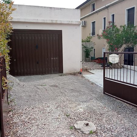 Sweet Apartment - Centre Peschiera del Garda Extérieur photo